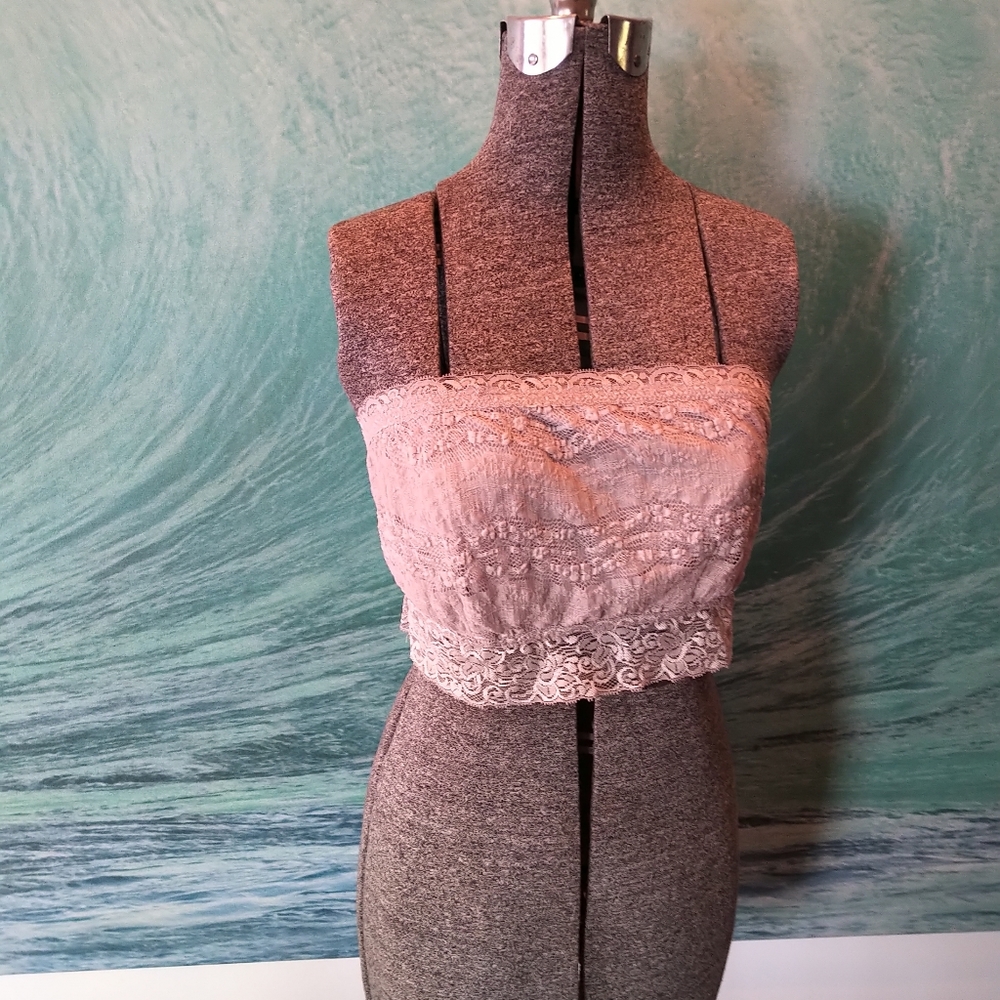Grey lace bandeau